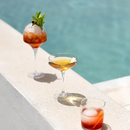 Aeifos Boutique 5* Imerovigli (Santorini)