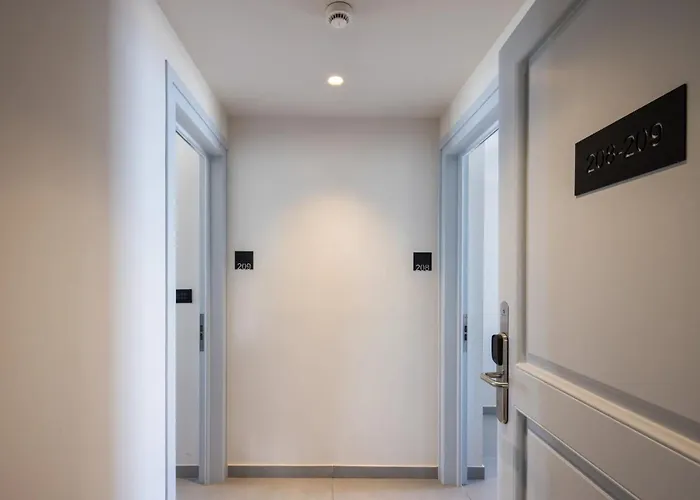 Отель Aeifos Boutique 5*