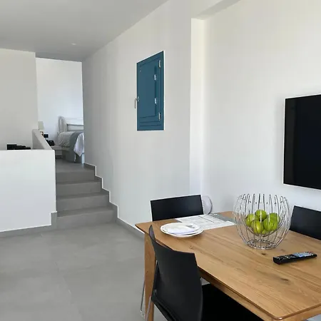 Aeifos Boutique 5* Imerovigli (Santorini)